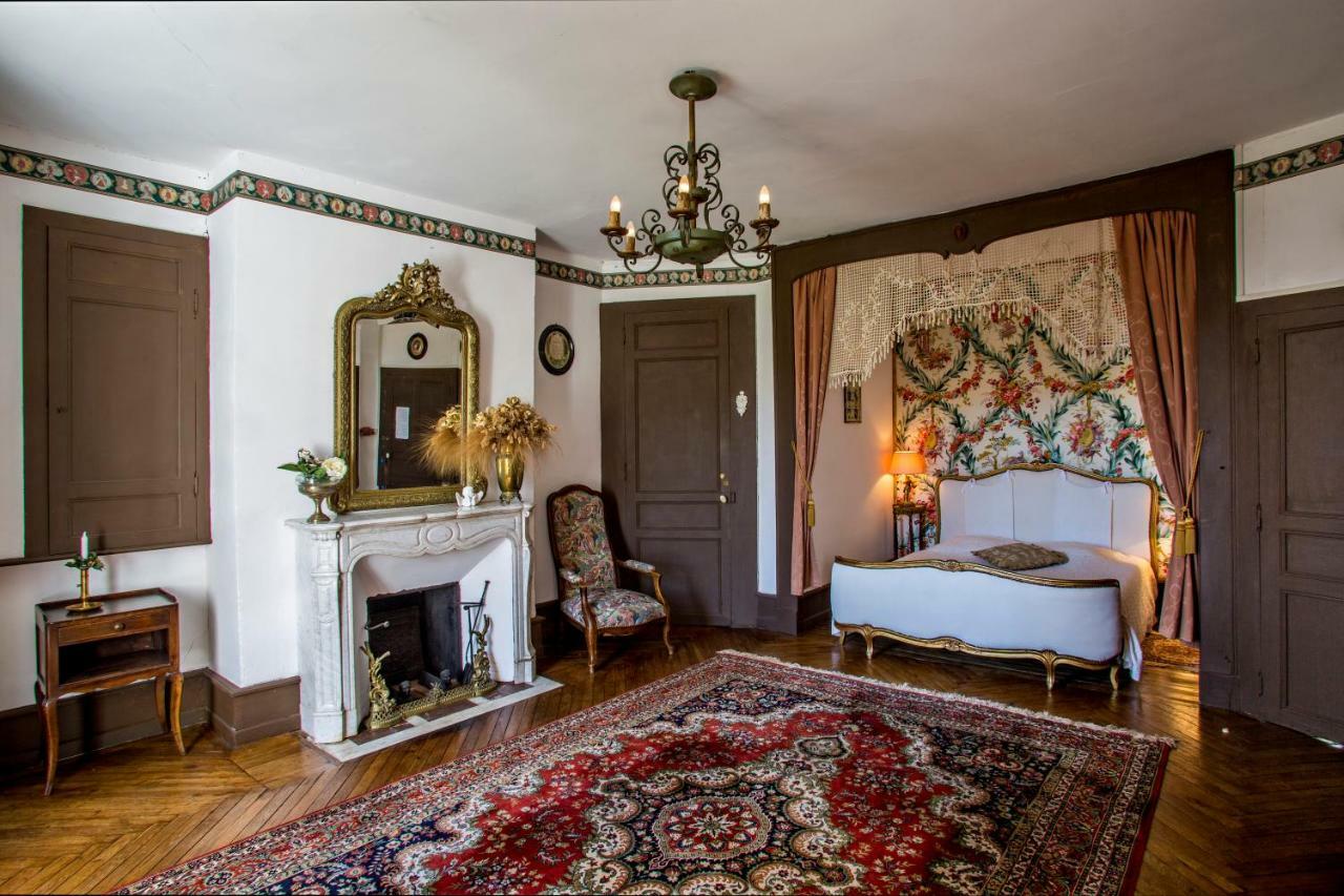 Chateau De Courbelimagne, Raulhac Zewnętrze zdjęcie